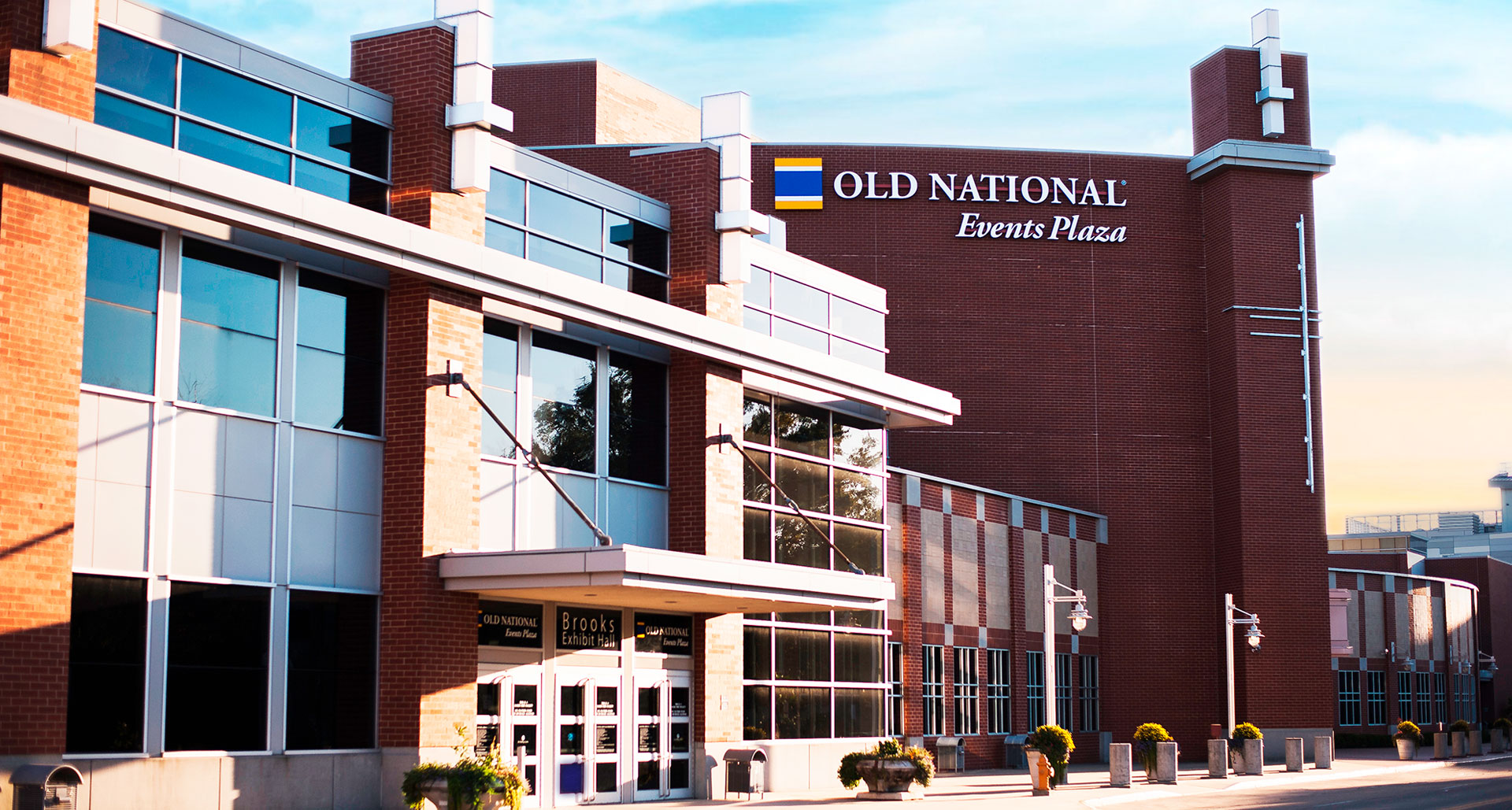 Old National Events Plaza